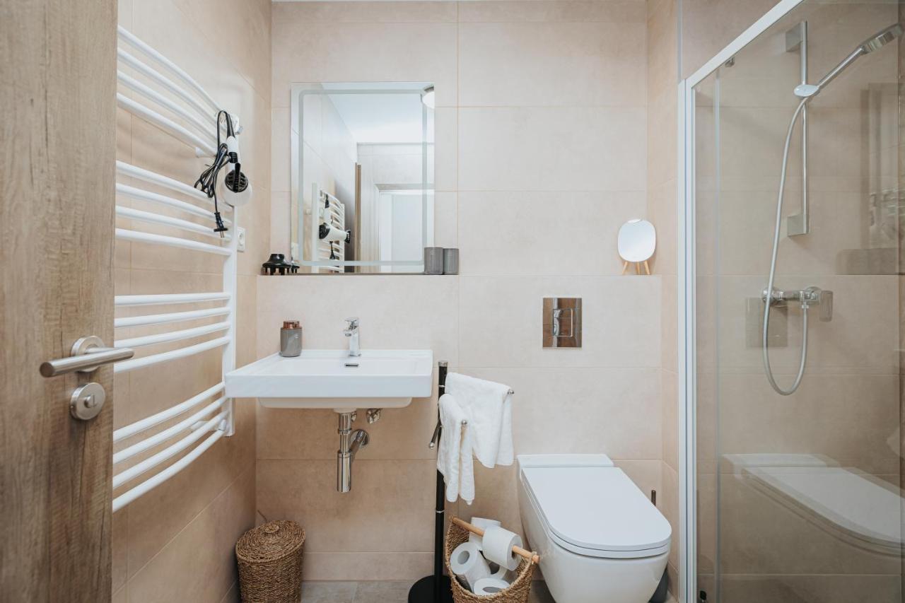 Apartman Hillside X34, Kubinska Hola โดลนีคูบีน ภายนอก รูปภาพ